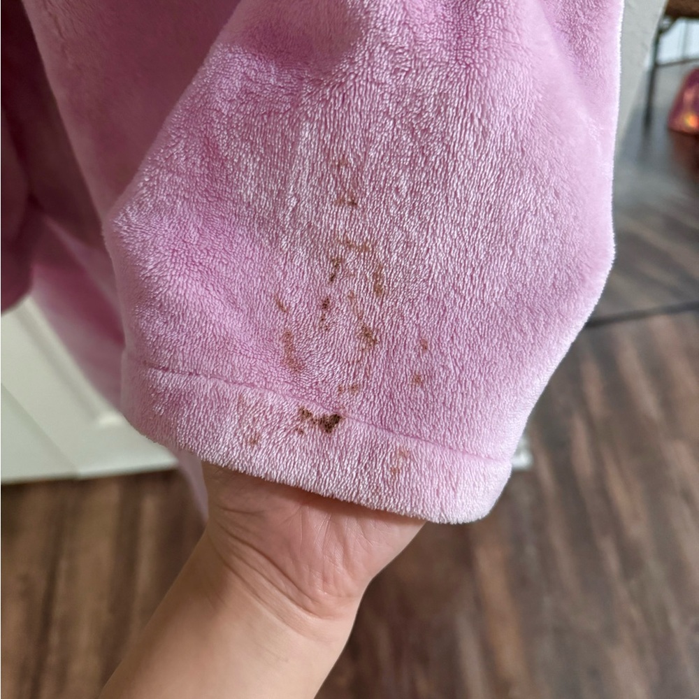 Pink Plush Bathrobe - Picture 5 of 6